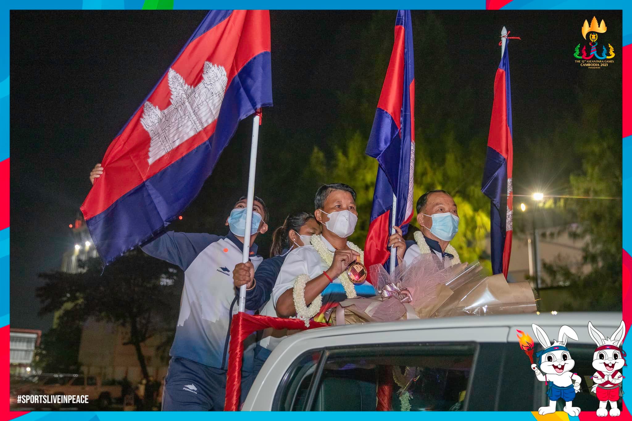 អគ្គលេខាធិការ Camsoc បញ្ជាក់ថា មេដាយមាសរបស់វីរៈកីឡាការិនី អ៊ុក ស្រីមុំ បង្ហាញពីមោទនភាពជាតិ និងជាគំរូជំរុញទឹកចិត្តកីឡាករ កីឡាការិនីកម្ពុជាទាំងអស់