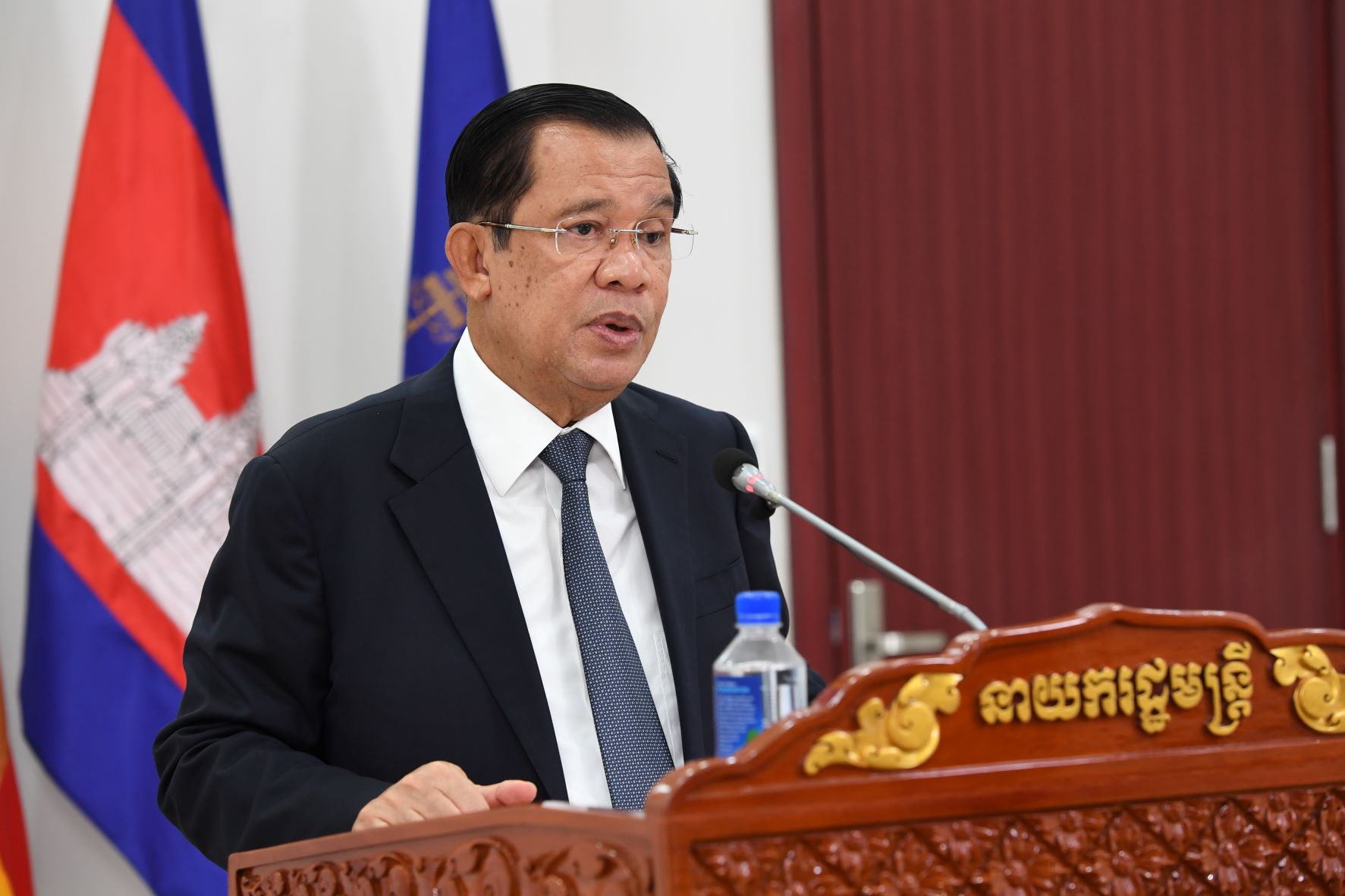តេជោ ហ៊ុន សែន ថ្លែងក្នុងពិធីបើកវេទិកាសេដ្ឋកិច្ច និងធុរកិច្ចអាស៊ី-អឺរ៉ុប លើកទី១