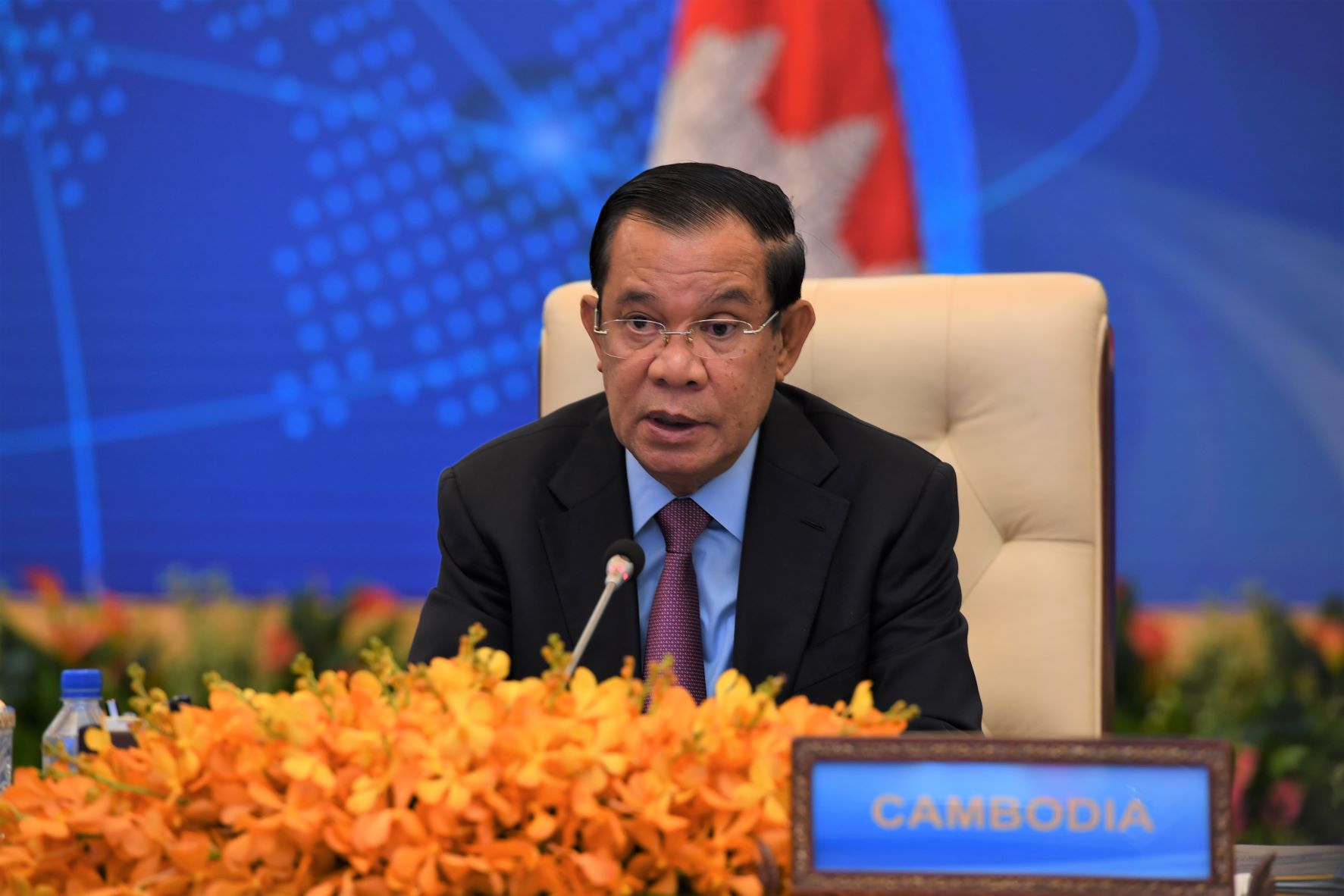 សារសំឡេងសម្តេចតេជោក្នុងកិច្ចប្រជុំកំពូលពិសេសអាស៊ាន-ចិន ដើម្បីរំលឹកខួបអនុស្សាវរីយ៍លើកទី៣០ នៃទំនាក់ទំនងដៃគូសន្ទនាអាស៊ាន-ចិន តាមប្រព័ន្ធវីដេអូ