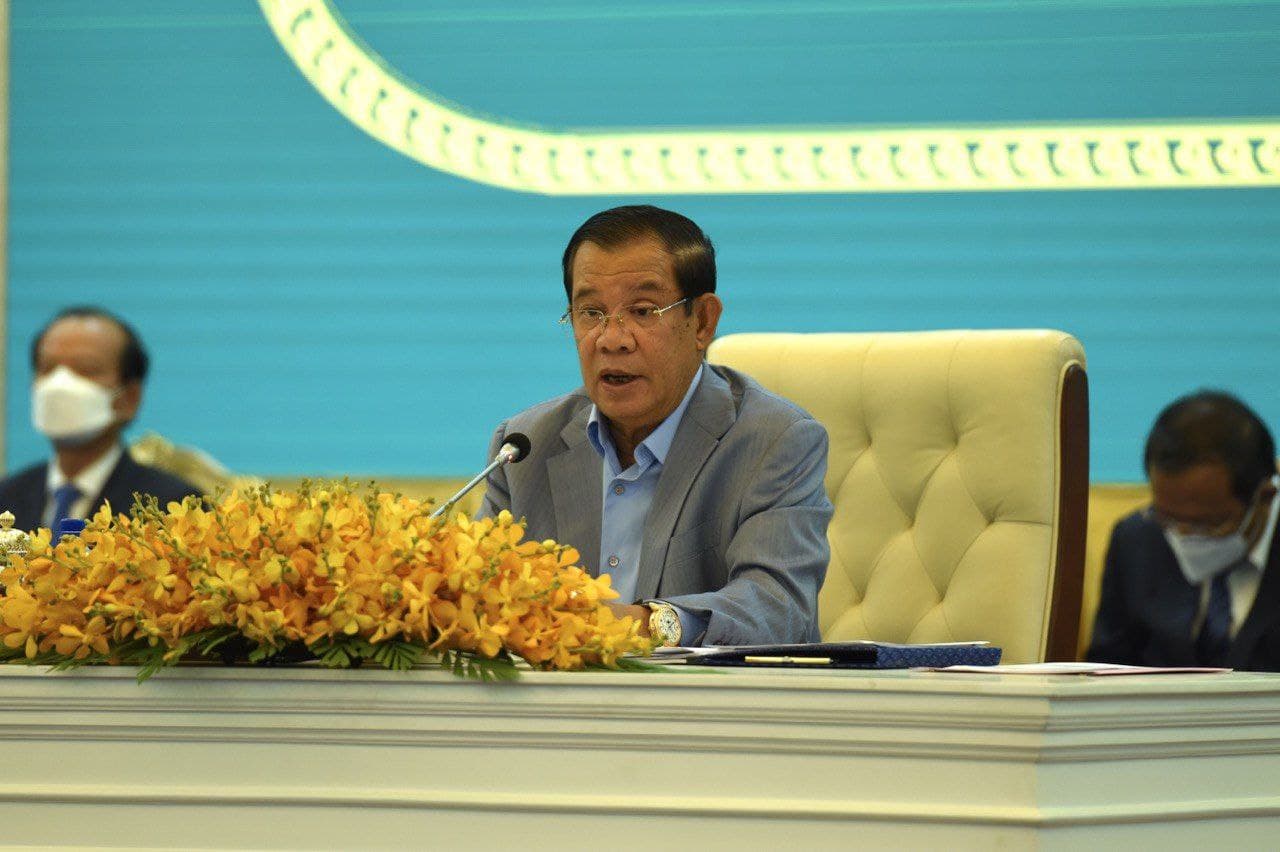 សម្តេចតេជោ ហ៊ុន សែន៖ មានកត្តា៤ ដែលកម្ពុជាអាចបើកដំណើរការសង្គមបាន ខណៈបុណ្យអ៊ុទូកខាងមុខ នឹងអនុញាតិឱ្យ ឈប់សម្រាកដើរលេងបាន