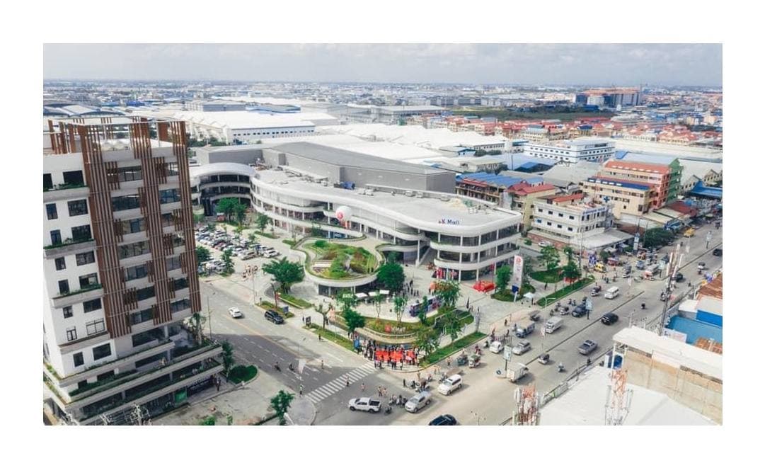 ផ្សារទំនេីប K Mall ជាមួយអគារការិយាល័យ ISI Tower កម្ពស់ ៩ជាន់ បានបេីកដំណេីរការជាផ្លូវការនៅផ្លូវវេងស្រេង