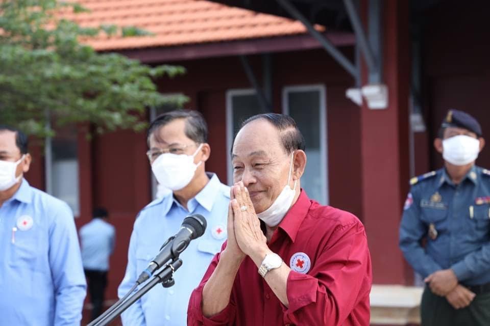 ប្រតិភូកាកបាទក្រហមកម្ពុជា បន្តបេសកកម្មផ្តល់អំណោយមនុស្សធម៌ជូនប្រជាពលរដ្ឋ ចំនួន ២៥៤គ្រួសារ រងគ្រោះដោយទឹកជំនន់ និងងាយរងគ្រោះបំផុត នៅស្រុកលំផាត ខេត្តរតនគិរី