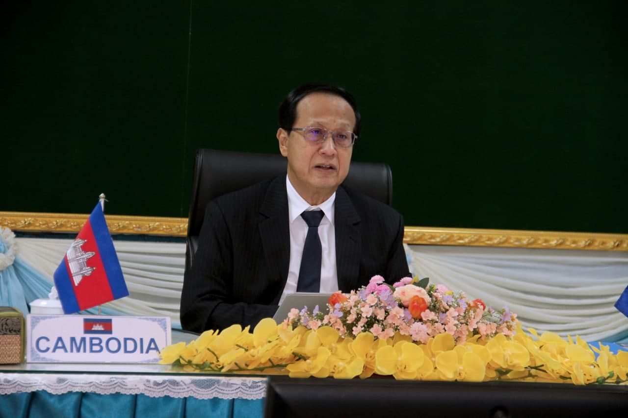 កិច្ចប្រជុំពិគ្រោះយោបល់ រដ្ឋមន្ត្រីសេដ្ឋកិច្ចអាស៊ាន-កាណាដា លើកទី១០ តាមប្រព័ន្ធវីដេអូ