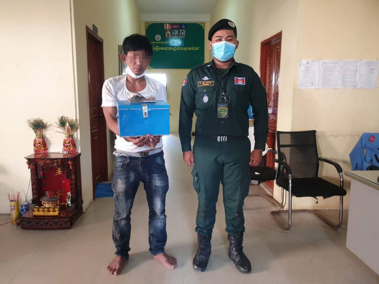 ជនសង្ស័យម្នាក់ ចូលលួចធុងដាក់លុយដល់ក្នុងផ្ទះ ត្រូវនគរបាលខណ្ឌឬស្សីកែវឃាត់ខ្លួន