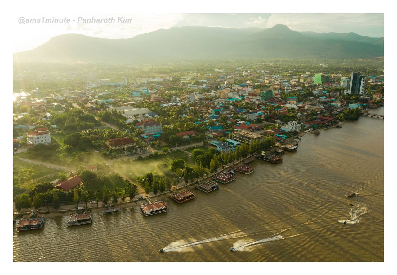 ជ្រុងមួយនៃខេត្តកំពតមុនព្រះសូរិយារៀបអស្តង្គត☀️☀️☀️