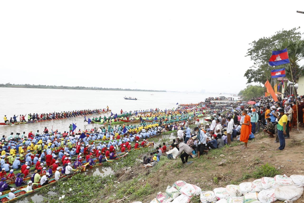 ស្រុកល្វាឯម ចំណាយថវិកាអស់ ៧៧លានរៀល ក្នុងការរៀបចំពិធីអុំទូកអបអរសាទរខួប ៣ឆ្នាំ នៃការដាក់បញ្ចូលល្ខោនខោលវត្តស្វាយអណ្ដែត ក្នុងបញ្ជីបេតិកភណ្ឌវប្បធម៌អរូបី នៃមនុស្សជាតិរបស់អង្គការយូណេស្កូ