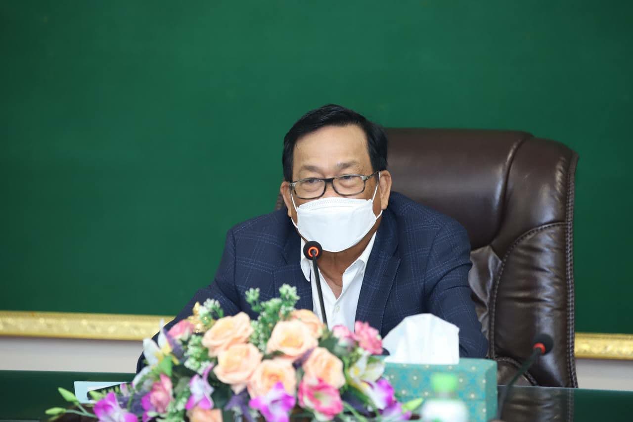 ឯកឧតុ្តមរដ្ឋមន្ត្រី អ៊ិត សំហេង អនុញ្ញាតឲ្យប្រធានសហភាពការងារកម្ពុជា និងសហព័ន្ធសហជីពវិស័យទេសចរណ៍ សេវាកម្ម ចូលជួបពិភាក្សាការងារ ពាក់ព័ន្ធនឹងវិស័យទេសចរណ៍