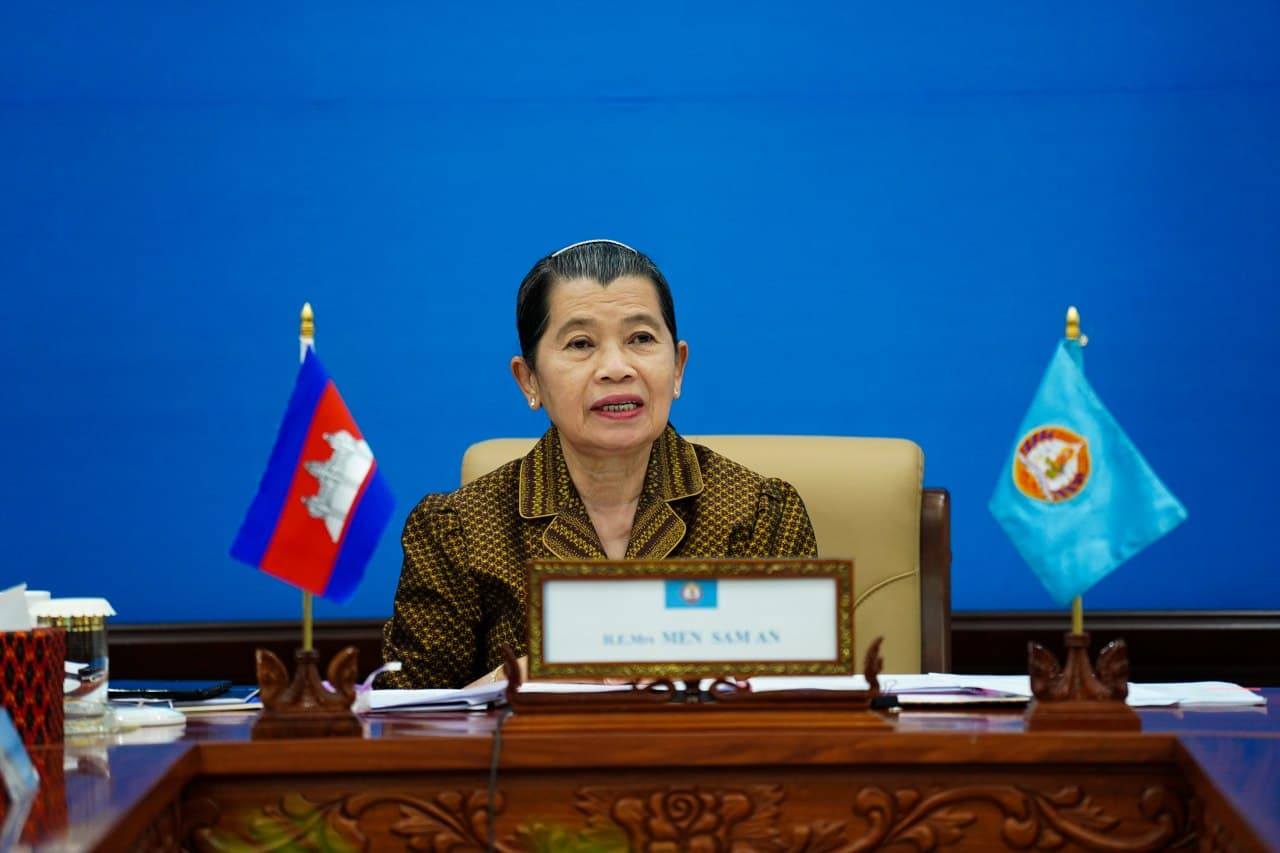 គណៈចលនាមហាជននៃគណៈកម្មាធិការកណ្តាលគណបក្សប្រជាជនកម្ពុជានិង គណៈចលនាមហាជនមជ្ឈិម​បក្សកុម្មុយនីស្តវៀតណាម បានជួបពិភាក្សាដើម្បីពង្រឹង​កិច្ចសហប្រតិបត្តិការទ្វេភាគី
