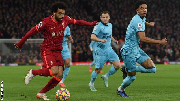 Mohamed Salah បន្តរកបានគ្រាប់បាល់ជួយ Liverpool កាត់បន្ថយគម្លាតពីក្រុមកំពូលតារាង Premier League