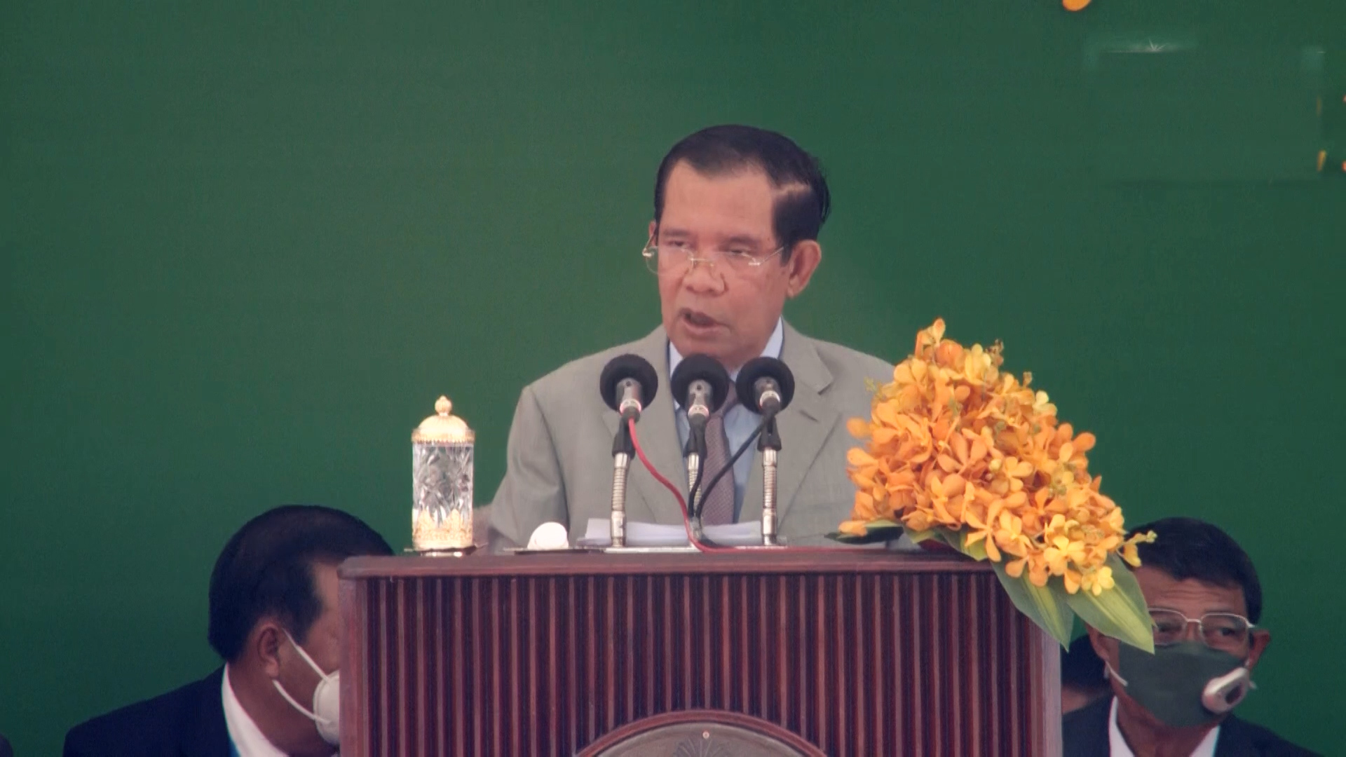 សម្តេចតេជោ ហ៊ុន សែន ដាក់ចេញចក្ខុវិស័យតំរង់ទិស ចំនួន៥ចំណុច  ដើម្បីត្រៀមខ្លួនធ្វើជាម្ចាស់ផ្ទះស៊ីហ្គេម