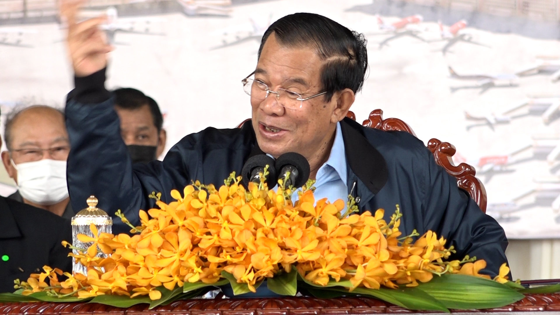 ការដើរខុសក្រឡា របស់ក្រុមប្រឆាំង ជាឱកាសរបស់ ហ៊ុន សែន