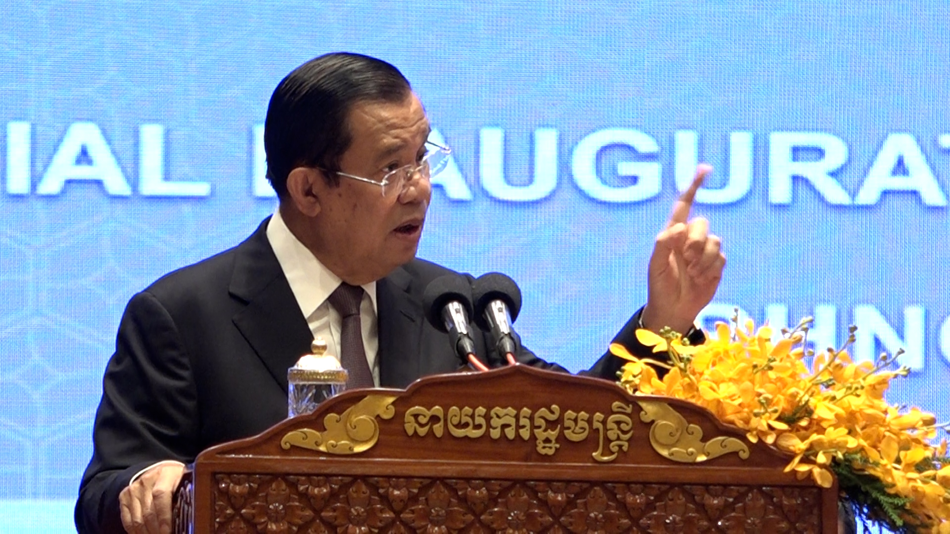 សម្តេចតេជោ ហ៊ុន សែន ប្រាប់ថា សន្តិភាពត្រូវតែការពារឲ្យខានតែបាន