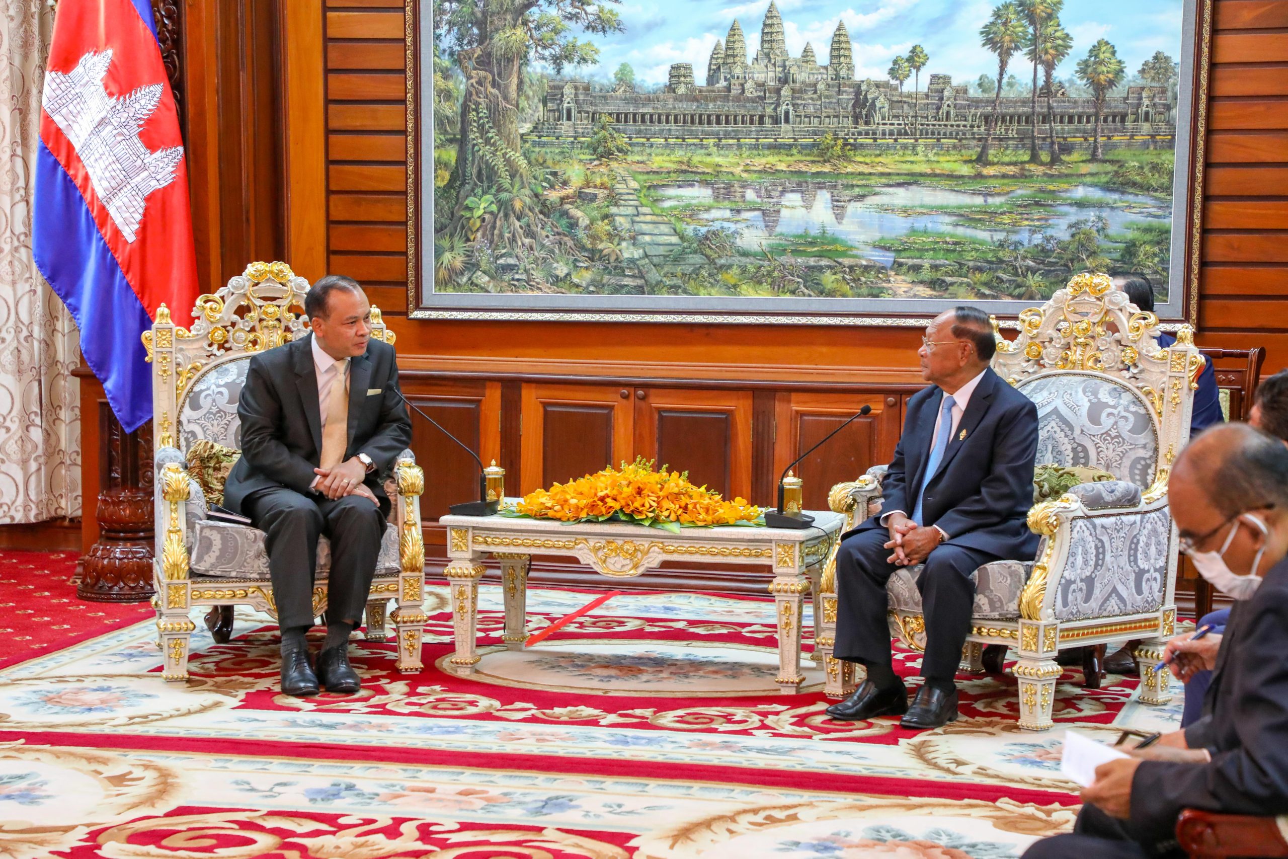 អគ្គរដ្ឋទូតឡាវចប់អាណត្តិអរគុណកម្ពុជាដែលជួយគាំទ្រឡាវគ្រប់កាលៈទេសៈជាពិសេសជំនួយប្រយុទ្ធប្រឆាំងនឹងជំងឺកូវីដ១៩
