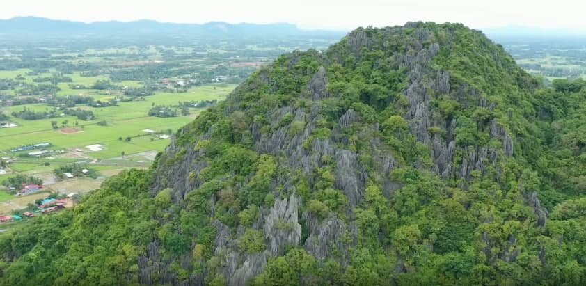 ភ្នំកំពង់ត្រាច ខេត្តកំពត 🇰🇭⛰🍃🍂