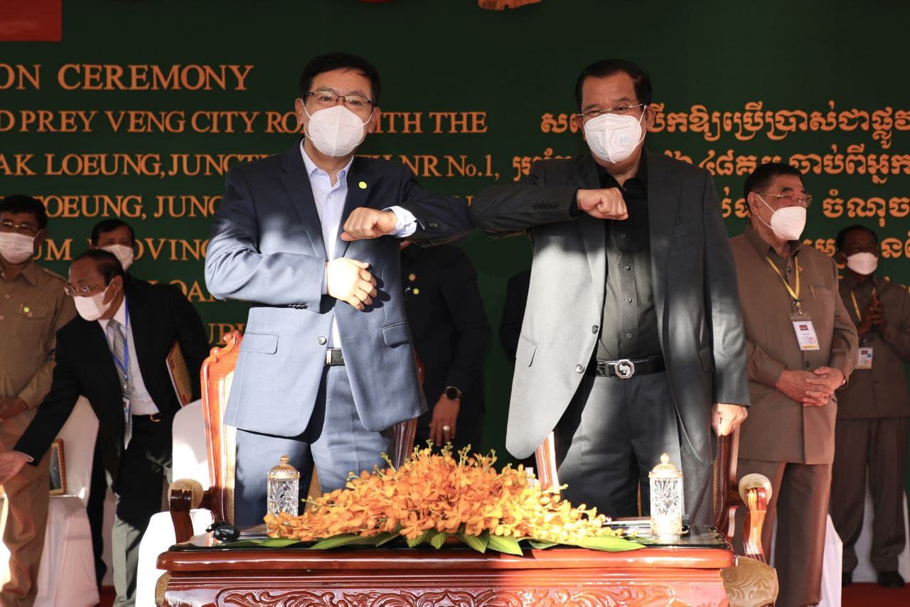 ទូតចិននៅកម្ពុជាថា ឆ្នាំក្រោយ ប្រជាជនកម្ពុជា នឹងអាចប្រើប្រាស់វ៉ាក់សាំងបង្ការជំងឺកូវីដ-១៩ ដែលផលិតនៅក្នុងប្រទេសកម្ពុជាតែម្តង
