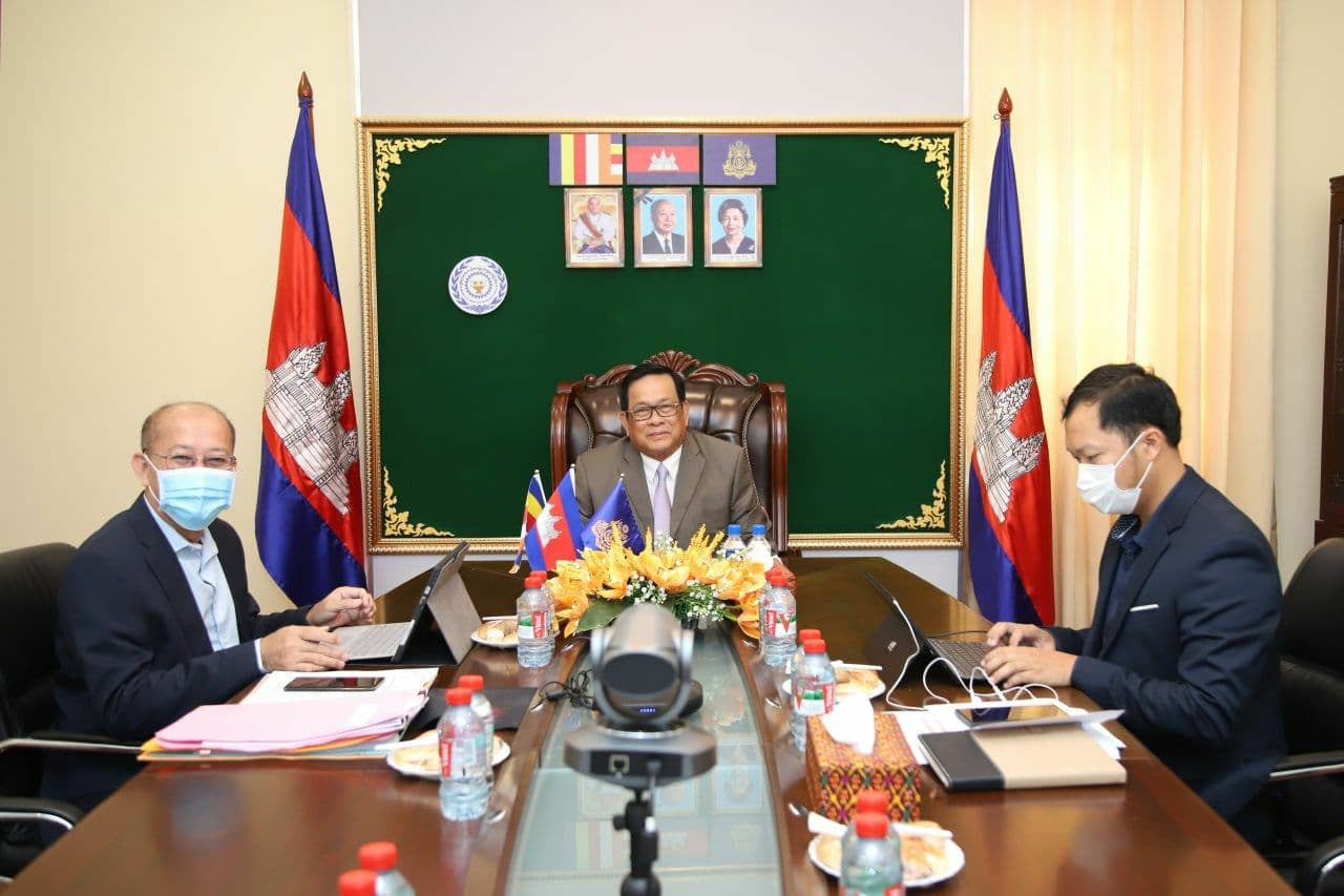 កម្ពុជាបានតំឡើងប្រាក់ឈ្នួលដល់កម្មករ ខណៈប្រទេសក្នុងតំបន់ពន្យារពេលនិងខ្លះមិនបានតំឡើង