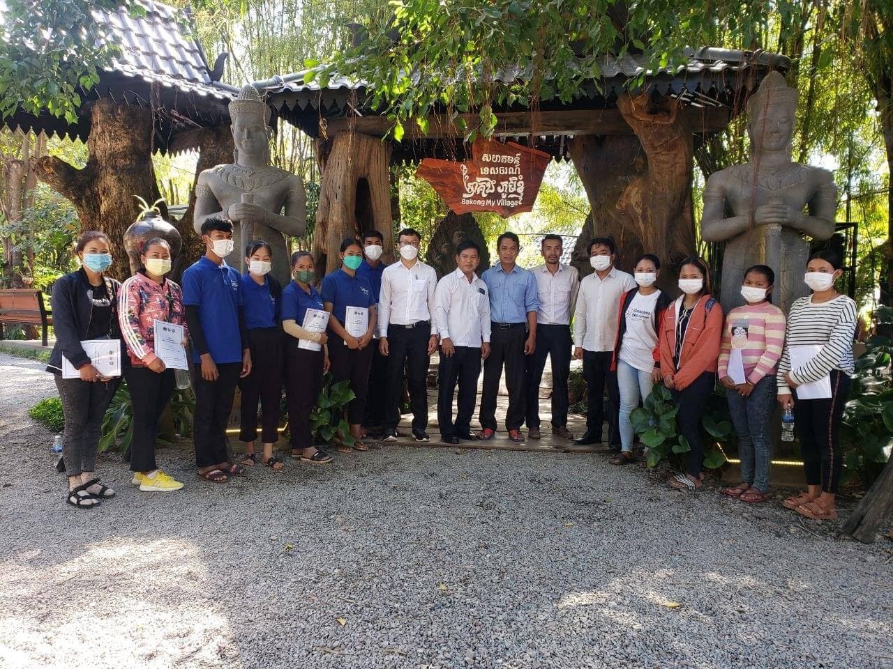 ប្រជាសហគមន៍ចំនួន២០នាក់បានទទួលវគ្គបណ្តុះបណ្តាលស្តីពីការផ្តល់បដិសណ្ឋារកិច្ចទេសចរណ៍ និងអនាម័យ និងសុវត្ថិភាពចំណីអាហារនៅសហគមន៍ទេសចរណ៍បាគងភូមិខ្ញុំ