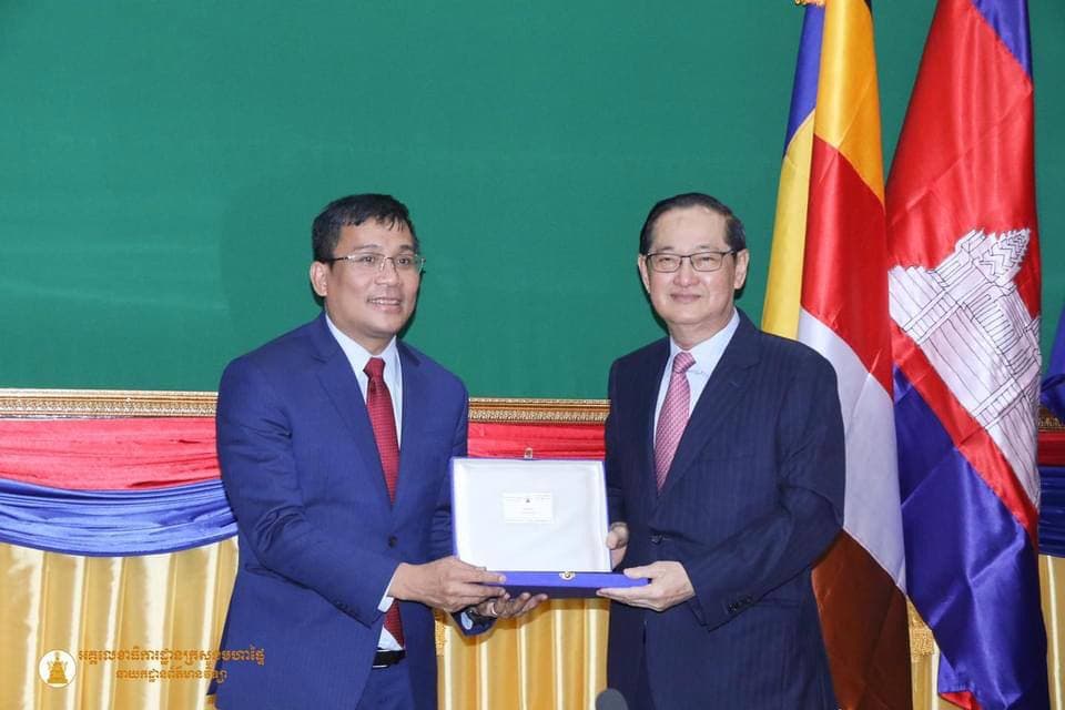 ឯកឧត្តម សន្តិបណ្ឌិត សុខ ផល អញ្ជើញទទួលជួបប្រជុំពិភាក្សាការងារជាមួយអនុរដ្ឋមន្ត្រីការបរទេសនៃសាធារណរដ្ឋសង្គមនិយមវៀតណាម