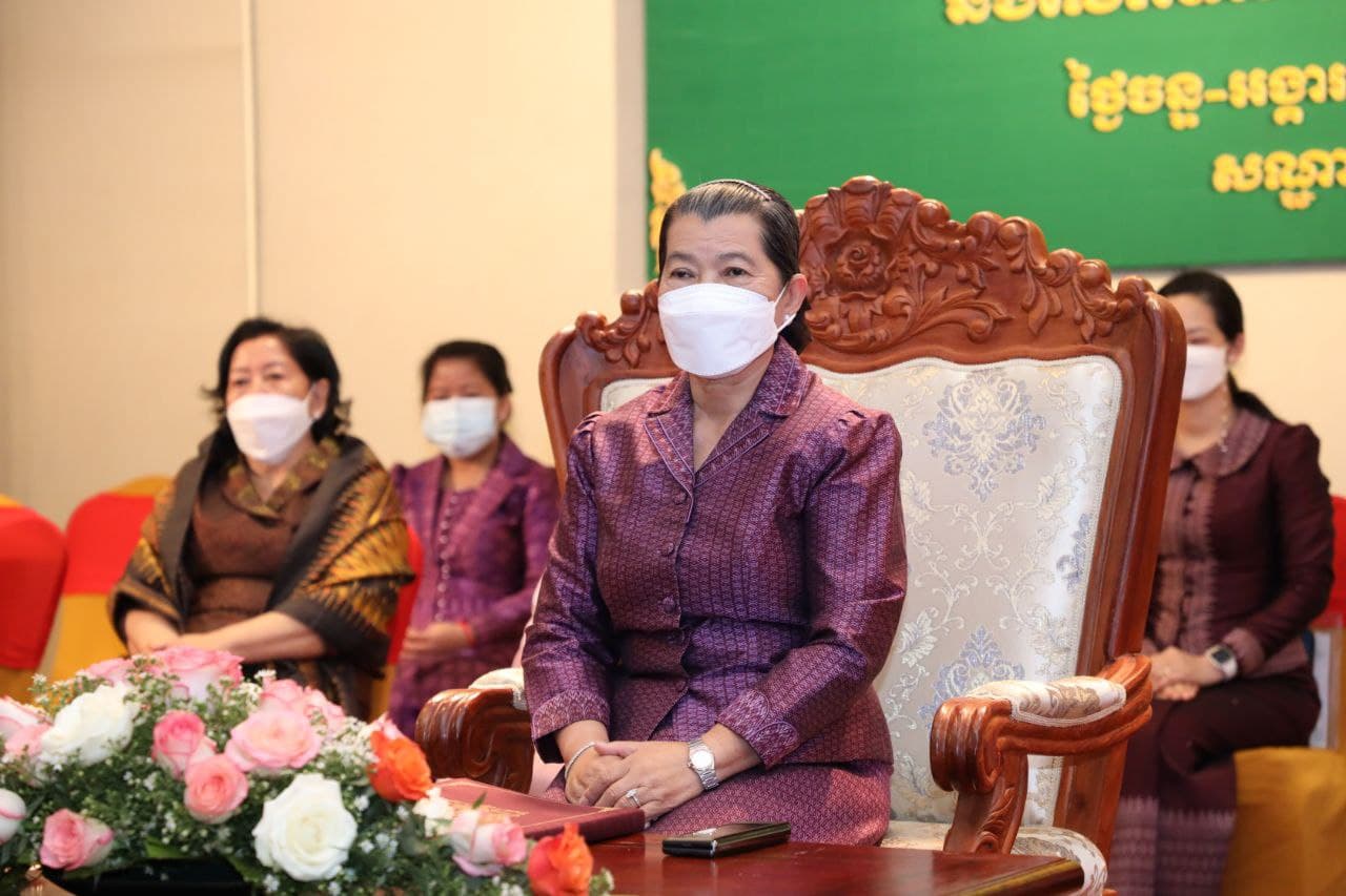 លោកជំទាវម៉ែន សំអនអញ្ជើញបិទសន្និបាតបូកសរុបលទ្ធផលការងាររបស់ក្រសួងកិច្ចការនារីប្រកបដោយភាពរលូន