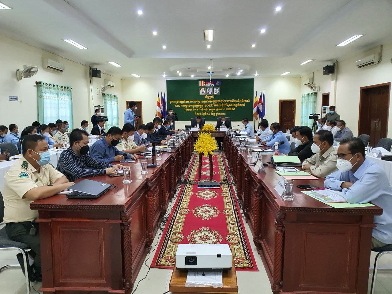 ឯកឧត្តម សៅ សុភាព ជំរុញឲ្យមន្ទីរបរិស្ថានខេត្តកំពង់ធំបន្តកិច្ចខិតខំប្រឹងប្រែង ដើម្បីគ្រប់គ្រងបរិស្ថានល្អប្រសើរថែមទៀត
