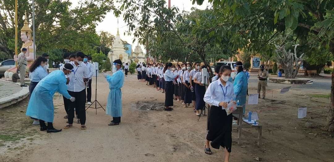 ពុំមានបេក្ខជនប្រឡងបាក់ឌុប នាំ យកឯកសារចូលមណ្ឌលប្រឡងនិង ខណៈក្រសួងអប់រំឱ្យបេក្ខជនគោរពវិន័យបើពុំនោះនឹងធ្លាក់ស្វ័យប្រវត្តិ