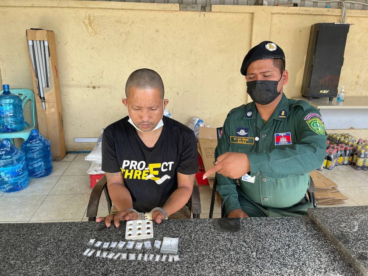 នគរបាលខណ្ឌដង្កោ ឃាត់ខ្លួនជនសង្ស័យម្នាក់ពាក់ព័ន្ធករណីជួញដូរដោយខុសច្បាប់ នូវសារធាតុគ្រឿងញៀន