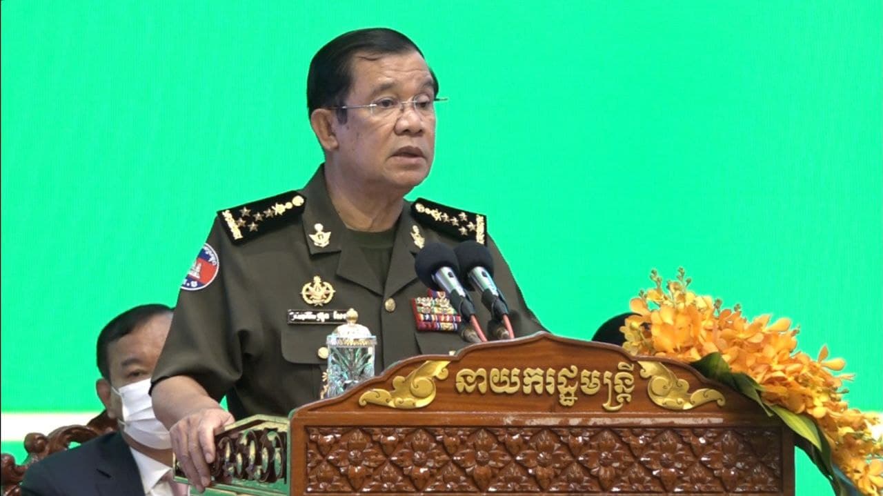 សម្ដេចតេជោ ហ៊ុន សែន៖ កម្ពុជា ជាប្រទេសរាជានិយម មានបាវចនាចំនួន៣