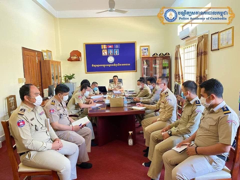 វិទ្យាស្ថានបណ្តុះបណ្តាលវិជ្ជាជីវៈនគរបាល ប្រជុំត្រួតពិនិត្យផែនការចុះកម្មសិក្សារបស់និស្សិតថ្នាក់បរិញ្ញាបត្រវិទ្យាសាស្ត្រនគរបាលជំនាន់ទី៩