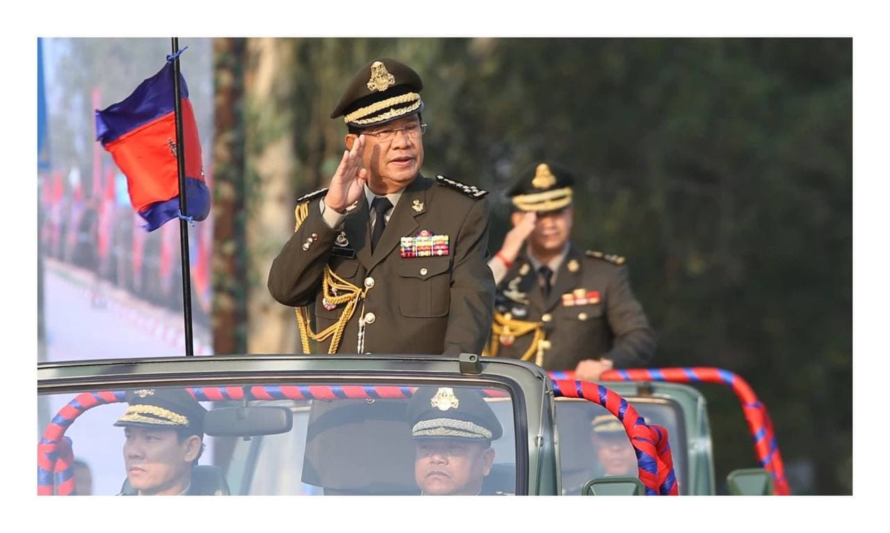 ដើម្បីឈ្នះបដិវត្តន៍ពណ៌ មានវិធីតែមួយគត់ គឺកាន់កងកម្លាំងប្រដាប់អាវុធឱ្យជាប់!