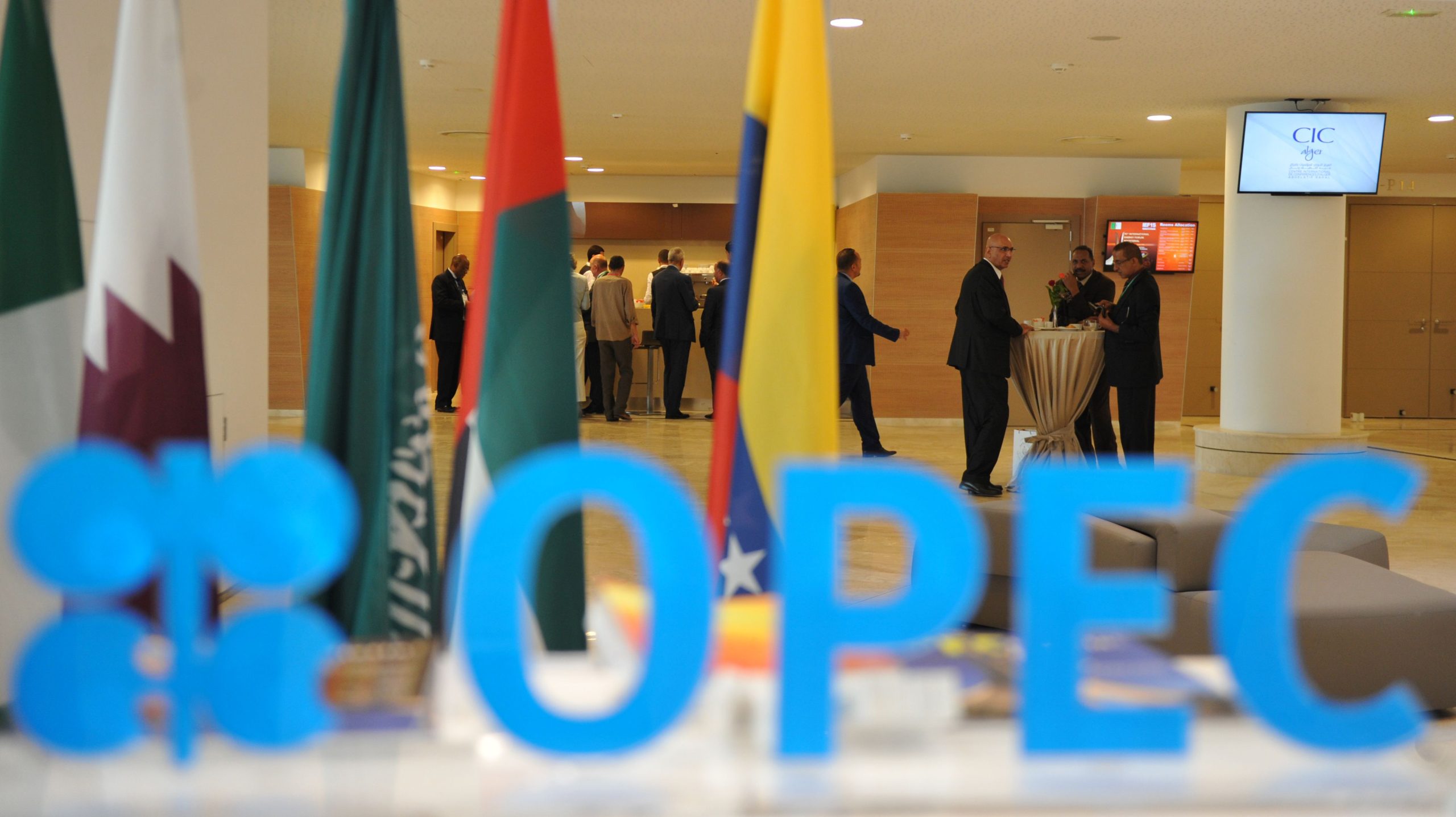 អង្គការ OPEC និងសម្ព័ន្ធមិត្តព្រមព្រៀងលើផែនការរក្សាទិន្នផលប្រេងនៅដដែលសម្រាប់ខែកុម្ភៈ