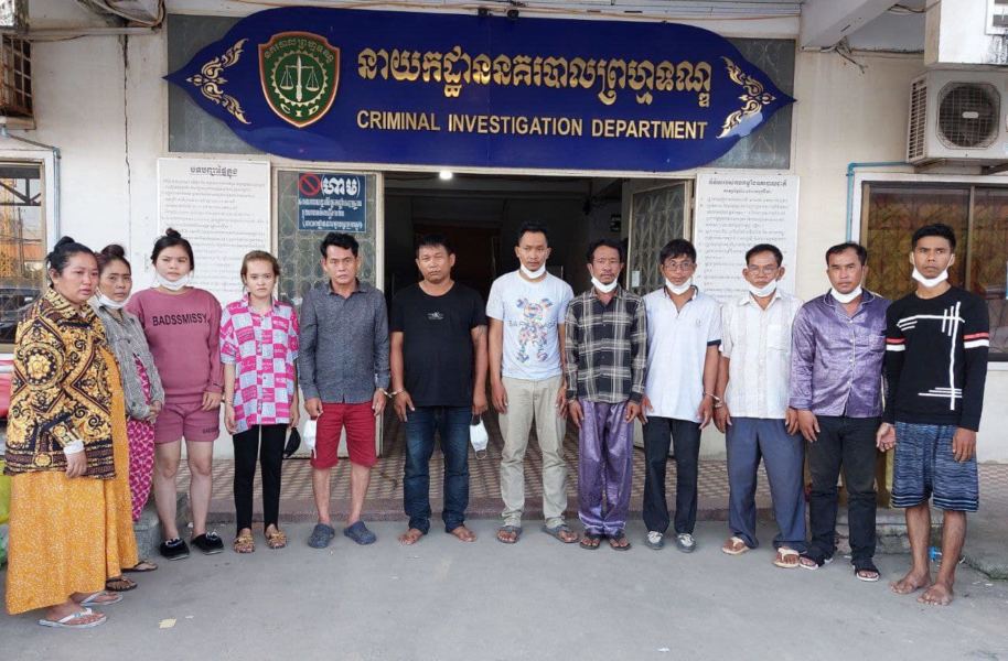 បែកសំបុកក្រុមចោរបន្លំលួចតាមកន្លែងវេរនិង ដូរលុយក្នុងរាជធានីខេត្តនានាចាប់ខ្លួនបន្ដ   បន្ទាប់ ១២នាក់