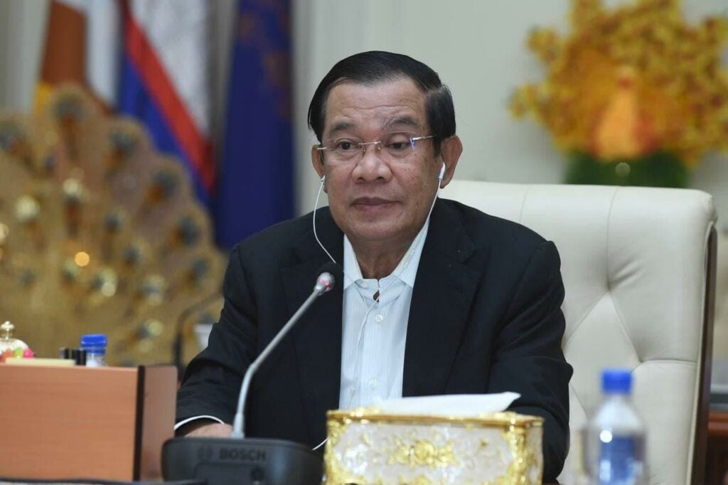 សម្តេចតេជោ ហ៊ុន សែន ផ្ញើសារតាមប្រធានាធិបតីឥណ្ឌូនេស៊ី ដោយហៅរដ្ឋមន្ត្រីការបរទេសម៉ាឡេស៊ីថា «ជាអ្នកការទូតព្រហើន មិនយល់ពីសិល្បៈការទូត»