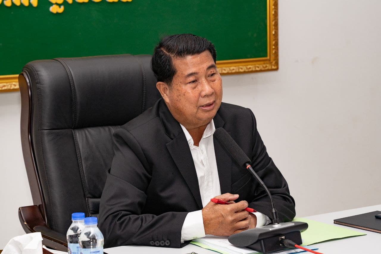 អភិបាលខេត្តពោធិ៍សាត់ ណែនាំដល់រដ្ឋបាលក្រុងស្រុក មន្ទីរ អង្គភាព ទូទាំងខេត្ត ខិតខំរៀបចំកែលម្អសោភណ្ឌភាព សណ្តាប់ធ្នាប់ និងដាំដើមឈើដែលមានប្រយោជន៍ ក្នុងដែនសមត្ថកិច្ចរបស់ខ្លួន ដើម្បីអបអរសាទរពិធីបុណ្យចូលឆ្នាំខ្មែរ