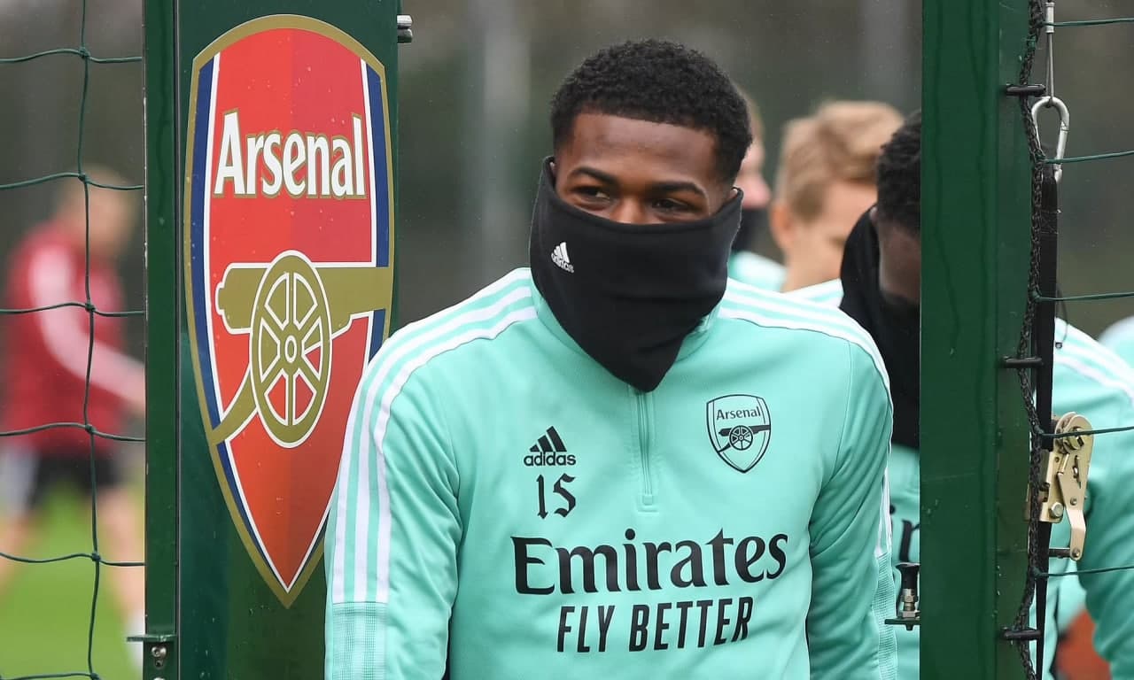 ខ្សែបម្រើ Arsenal ម្នាក់គ្រោងនឹងផ្ទេរទៅ Roma ក្នុងលក្ខខណ្ឌខ្ចីជើងសម្រាប់រដូវកាលដែលនៅសល់