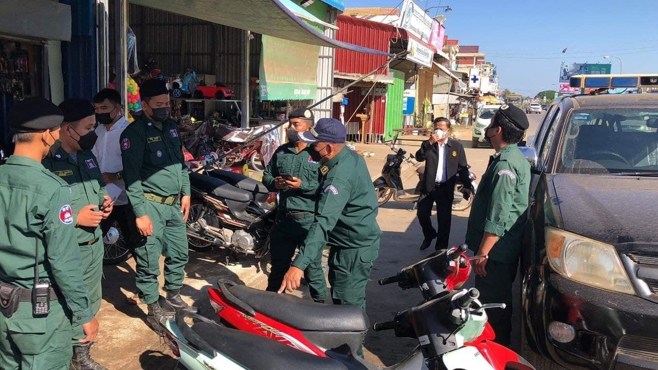 ស្ថាប័នអយ្យការអមសាលាដំបូងខេត្តស្ទឹងត្រែង ចុះត្រួតពិនិត្យទីតាំងលក់-ទិញម៉ូតូជាង ១០កន្លែង ដកហូតម៉ូតូអត់ពន្ធជាច្រើនប្រភេទបាន ៥០គ្រឿង នៅក្នុងក្រុងស្ទឹងត្រែង