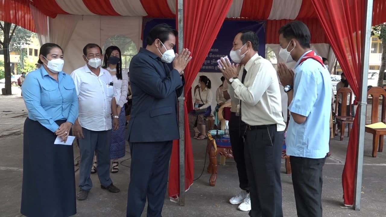 លោក ធឹម សំអាន បានក្រើនរំលឹកដល់ក្មួយៗប្អូនៗសិស្សានុសិស្សត្រូវខិតខំប្រឹងប្រែងរៀនសូត្រ ដើម្បីក្លាយជាសសរទ្រូងក្នុងការដឹកនាំប្រទេសជាតិទៅថ្ងៃអនាគត