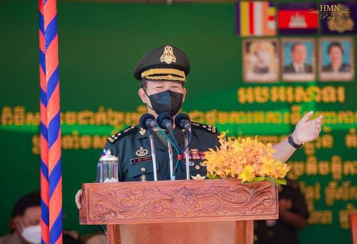 អគ្គមេបញ្ជាការរងនៃកងយោធពលខេមរភូមិន្ទលោកឧត្តមសេនីយ៍ឯកហ៊ុនម៉ាណែត បានថ្លែងប្រៀបធៀបស្ថានការណ៍រាតត្បាតជំងឺឆ្លងកូវីដ-១៩ដូចជាសោដនាដកម្មមួយកើតឡើងក្នុងរបបប៉ុលពត ដែលប្រជាជាតិកម្ពុជាធ្លាប់បាន ឆ្លងកាត់ដ៏សែនសង្វេគ