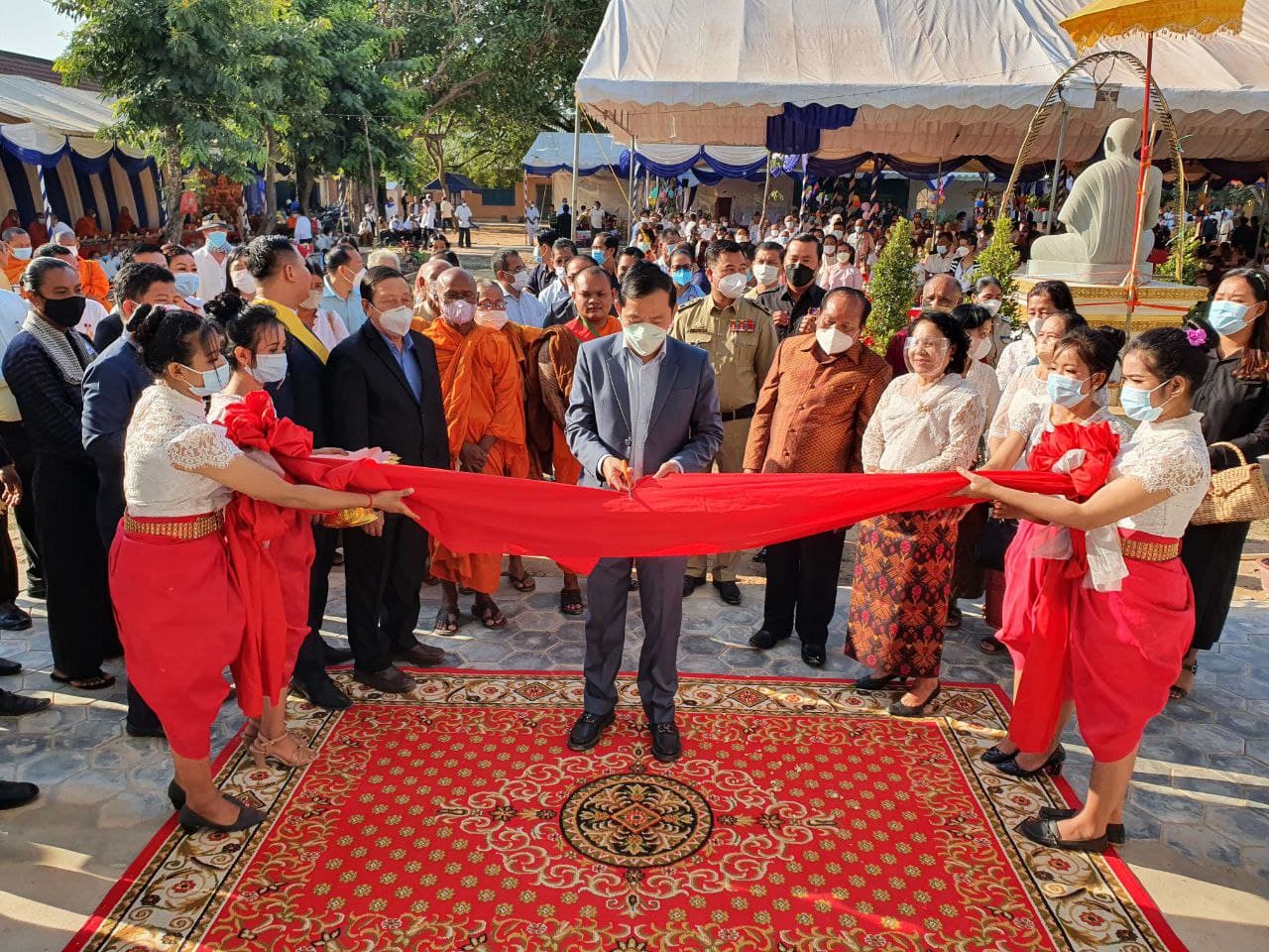 អគារបឋមសិក្សាក្របីរៀល ១ខ្នង ២ជាន់ ស្មើ ១០បន្ទប់ ត្រូវបានបើកសម្ភោធដាក់ឱ្យសិស្សចូលរៀនក្នុងឆ្នាំសិក្សាថ្មីនេះ