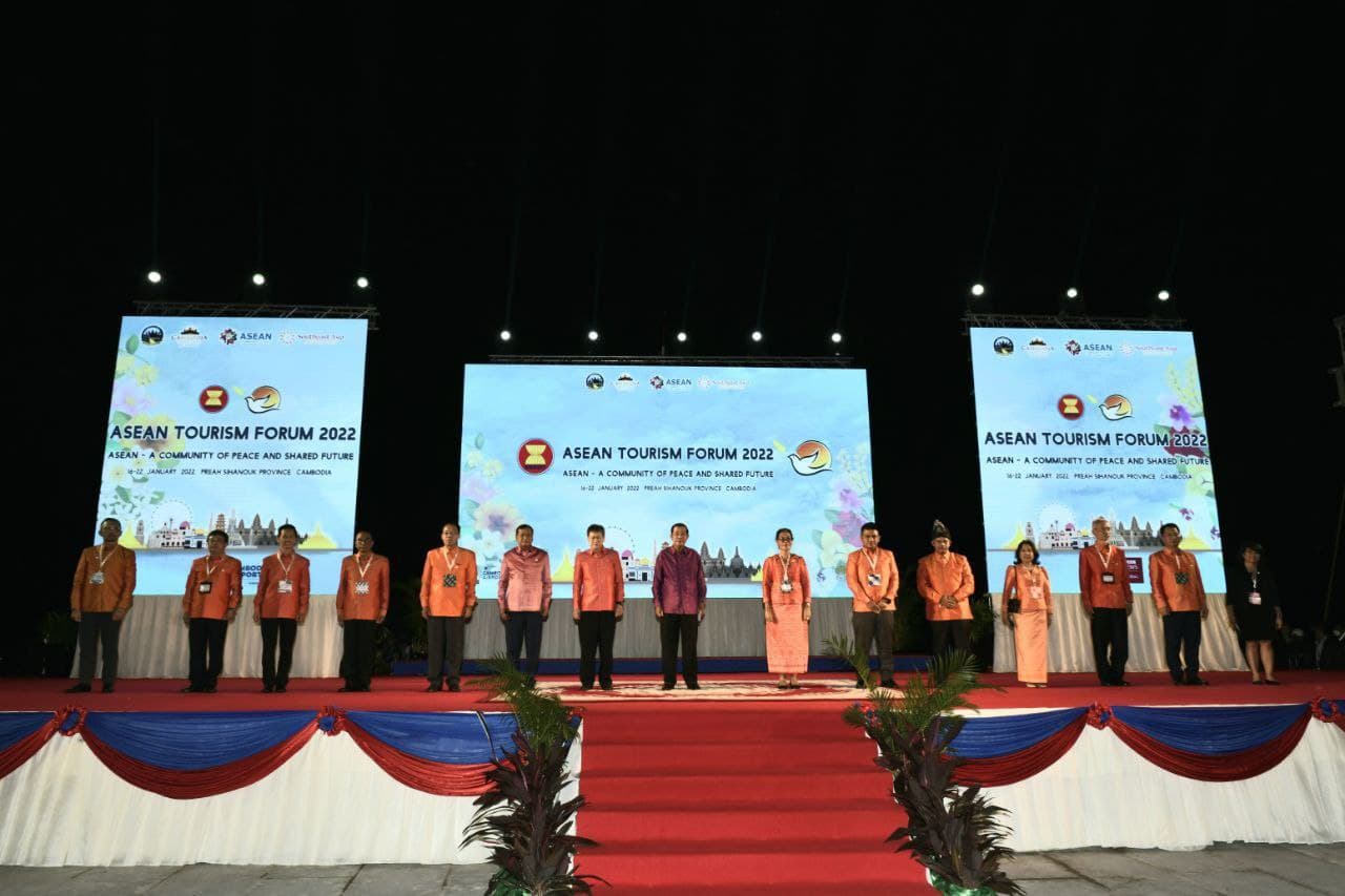 វេទិកាទេសចរណ៍អាស៊ាន លើកទី៤០ បានបើកជាផ្លូវការនៅខេត្តព្រះសីហនុ ក្រោមវត្តមានសម្ដេចតេជោនាយករដ្ឋមន្ត្រី និងជាប្រធានអាស៊ាន ឆ្នាំ២០២២