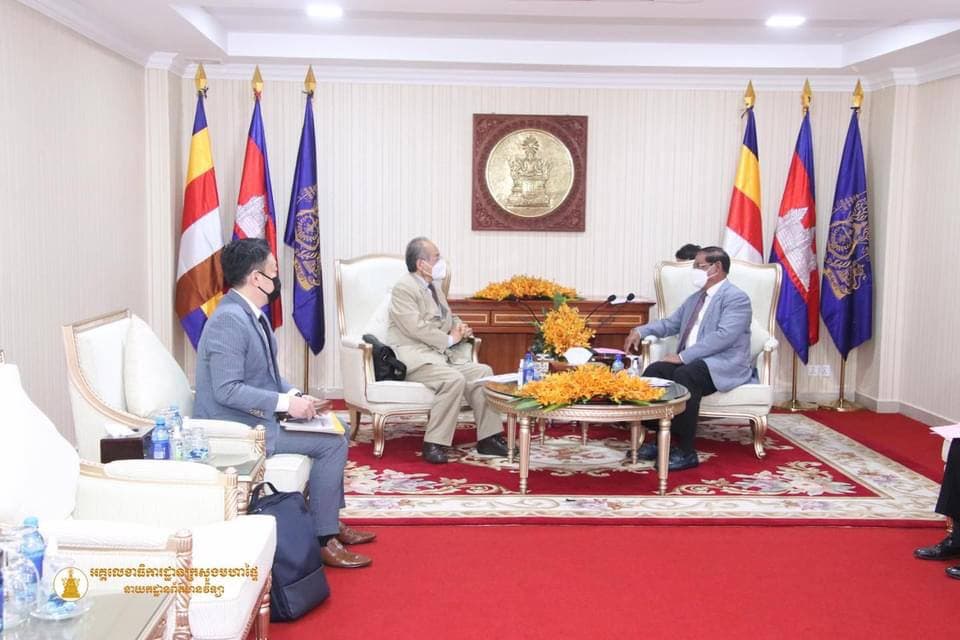 សម្ដេច ស ខេង អនុញ្ញាតឱ្យឯកឧត្តម Takahashi Fumiaki ប្រធានសមាគមជប៉ុន-កម្ពុជា ចូលជួបសម្តែងការគួរសម និងពិភាក្សាការងារ