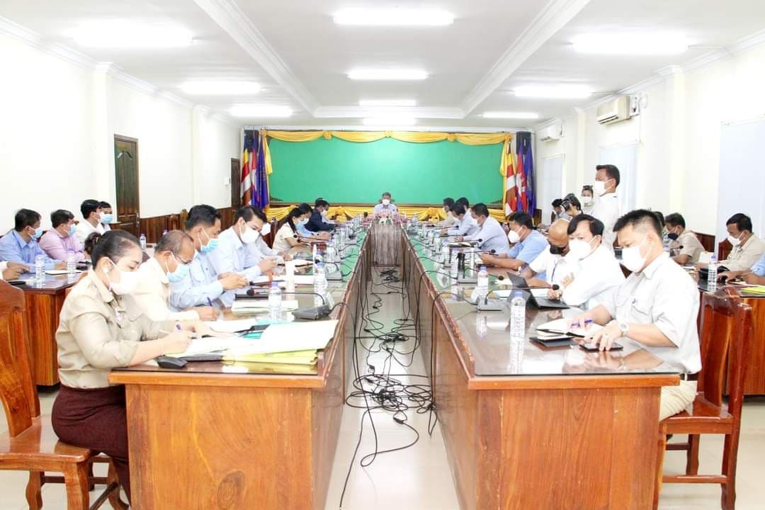 អភិបាលខេត្តព្រះសីហនុ រំលឹកដដែលៗឱ្យពន្លឿនការផ្តល់សេវាសាធារណៈឱ្យបានលឿន និងមានតម្លាភាព