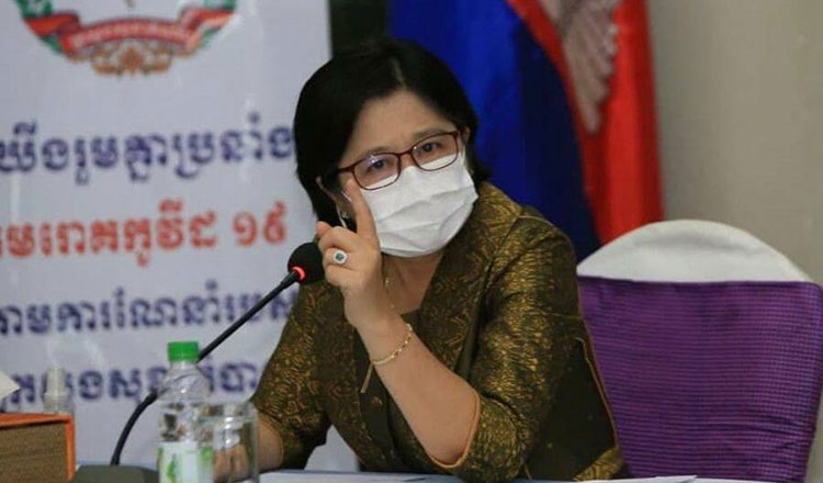 លោកជំទាវ ឱ វណ្ណឌីន អ្នកនាំពាក្យក្រសួងសុខាភិបាល បានប្រកាសអំពាវនាវ  ឱ្យប្រជាពលរដ្ឋប្រុងប្រយ័ត្នខ្ពស់បន្ថែមទៀត  ចំពោះមេរោគកូវីដ-១៩បំប្លែងខ្លួនថ្មី អូមីក្រុង  ដែលមានវិសាលភាពឆ្លងឆាប់រហ័សក្នុងសហគមន៍  ដែលមកទល់ពេល​នេះ​ករណីឆ្លងសរុបចំពោះប្រភេទអូមីក្រុងសរុបជាង ៥.៨០០ ករណីហើយ