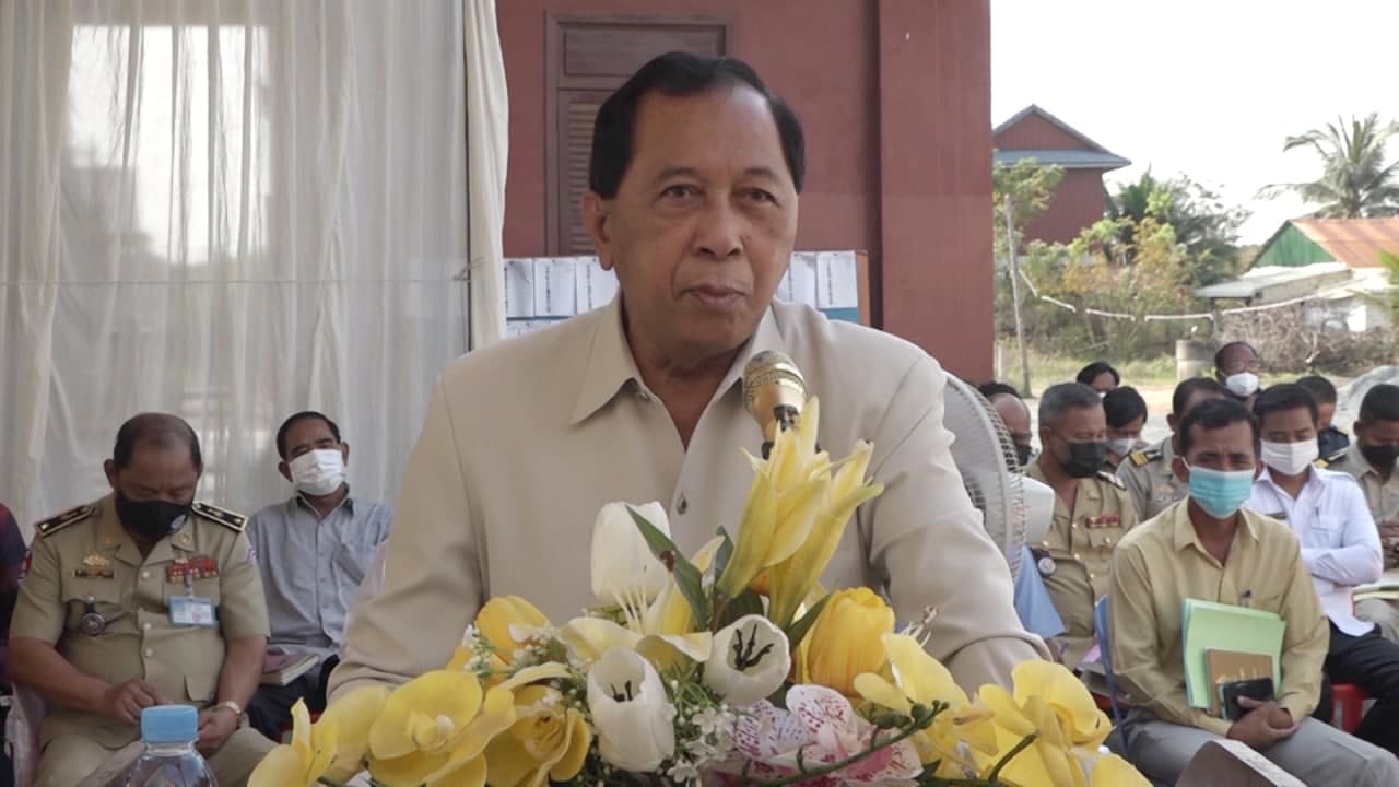 មន្រ្តីជាន់ខ្ពស់ក្រុមការងាររាជរដ្ឋាភិបាលបង្កើតឡើងដើម្បីចុះផ្ទាល់ដល់មូលដ្ឋាន និងចូលរួមដោះស្រាយរាល់សំណូមពរ សំណើ ដោយផ្អែកលើច្បាប់