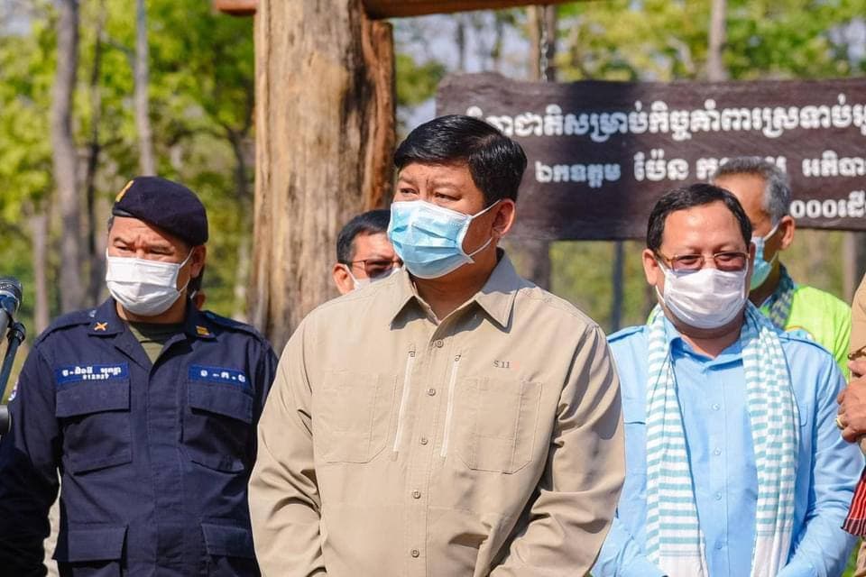 រដ្ឋមន្ត្រីក្រសួងបរិស្ថាន អំពាវនាវមន្ត្រីនៃមន្ទីរបរិស្ថាន មន្ត្រីឧទ្យា​នុរក្ស សហគមន៍​តំបន់ ការពារធម្មជាតិ និងអាជ្ញាធរពាក់ព័ន្ធបន្តរួម​សហការគ្នាឱ្យកាន់តែខ្លាំង​បន្ថែម​​​ទៀតដើម្បីបង្កើនប្រសិទ្ធភាពក្នុង​ការ​ការពារនិងអភិរក្សដែនជម្រក សត្វព្រៃ​​សង្ឃរុក្ខវ័ន ក៏ដូចជា​តំបន់​ការ ពារធម្មជាតិ និងរបៀងអភិរក្សចម្រុះ​របស់កម្ពុជា (មានវីដេអូ)