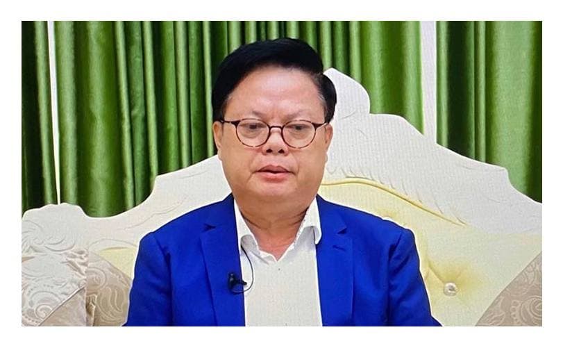 លោក អ៊ឹម វណ្ណៈ ចៅក្រមស៊ើបសួរនៃសាលាដំបូងរាជធានីភ្នំពេញ បានសម្រេចឃុំខ្លួន លោក ឌួង ងៀប អគ្គលេខាធិការរង នៃក្រសួងមហាផ្ទៃ ដាក់ពន្ធនាគារ PJ ជាបណ្តោះអាសន្ន