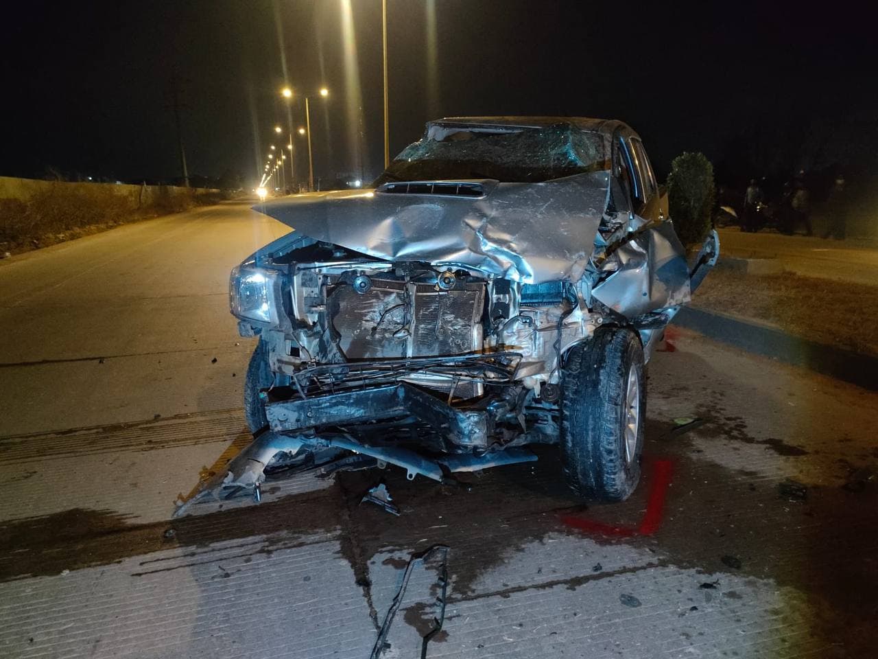 រថយន្ត HILUX បុករថយន្ត CRV ពីក្រោយបណ្ដាលឲ្យមនុស្សរងរបួសធ្ងន់ស្រាល ៤នាក់