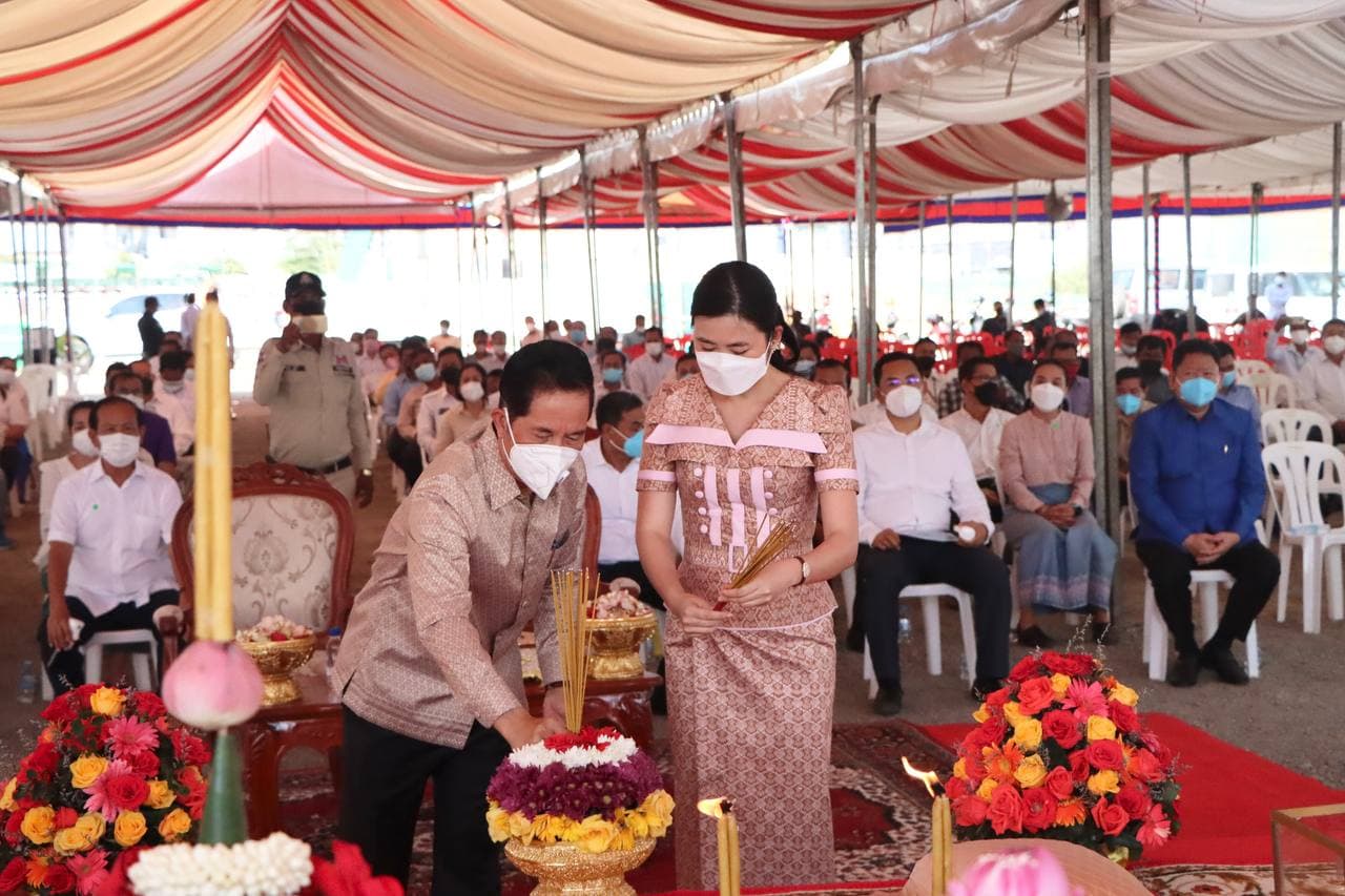 អភិបាលរាជធានីក្រុងពាលីបើកការដ្ឋានសាងសង់ស្ថានីយ៍ប្រព្រឹត្តកម្មទឹកកខ្វក់ជើងឯក ដែលមានសមត្ថភាពប្រព្រឹត្តកម្មទឹក កខ្វក់បាន ៥.០០០ ម៉ែត្រគូបក្នុងមួយថ្ងៃ