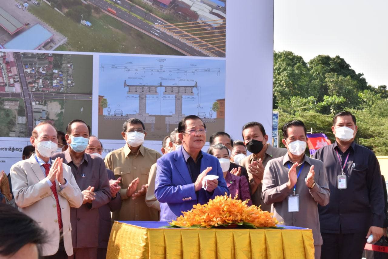 ព្រឹកនេះ សម្ដេចតេជោ ហ៊ុន សែន អញ្ជើញបើកការដ្ឋានសាងសង់ស្ថានីយ៍ប្រព្រឹត្តកម្មទឹកកខ្វក់ជើងឯក មានសមត្ថភាពប្រព្រឹត្តកម្មទឹកកខ្វក់បាន ៥.០០០ ម៉ែត្រគូបក្នុង១ថ្ងៃ
