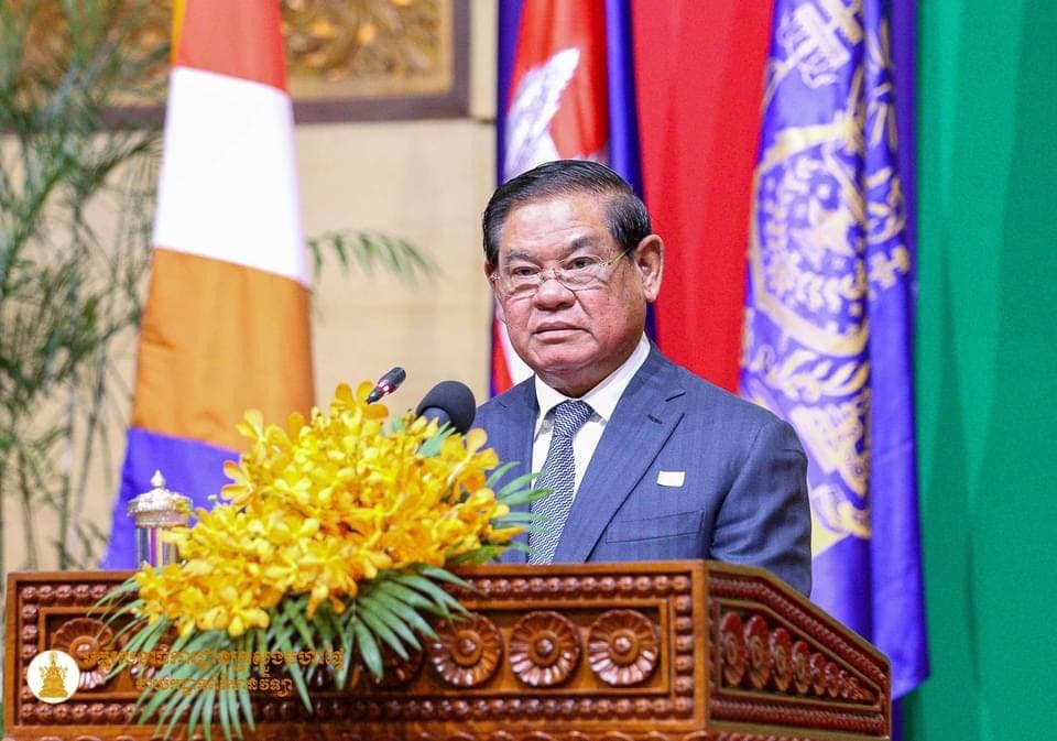 សម្ដេចក្រឡាហោម ស ខេង ៖ ការបម្រើសេវាសន្ដិសុខ និងសេវាចាំបាច់នានា របស់ប៉ុស្ដិ៍នគរបាលរដ្ឋបាល ឃុំ-សង្កាត់ ត្រូវបានពង្រឹងទាំងគុណភាព និងអាកប្បកិរិយារបស់មន្ដ្រី ធ្វើឱ្យប្រជាពលរដ្ឋមានការគាំទ្រ និងចូលរួមយ៉ាងសកម្ម