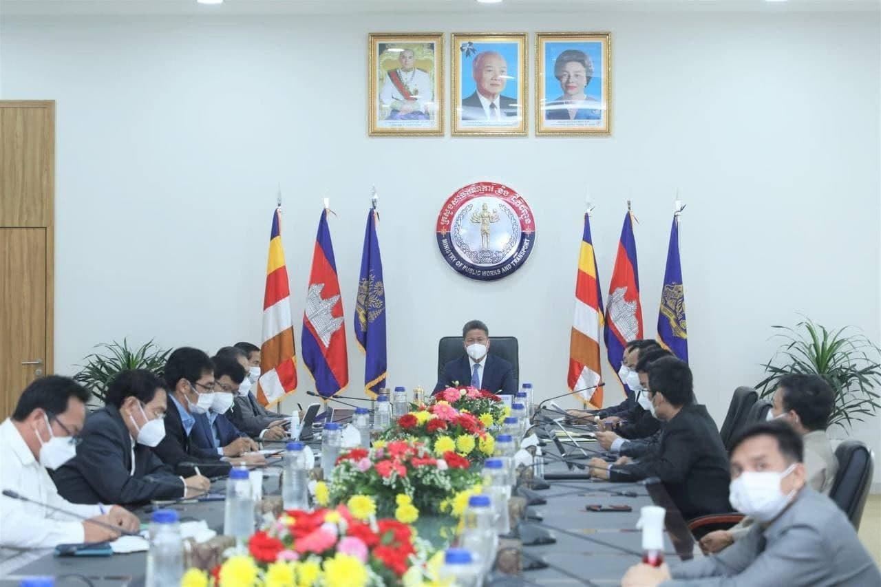 ឯកឧត្តម ស៊ុន ចាន់ថុល លើកទឹកចិត្តឱ្យមន្ត្រីជំនាញបច្ចេកទេសមកពីក្រសួង-ស្ថាប័នពាក់ព័ន្ធទាំងអស់ ផ្តល់មតិយោបល់ លើគម្រោងសាងសង់ផ្លូវល្បឿនលឿន តភ្ជាប់ពីភ្នំពេញ ទៅក្រុងបាវិត